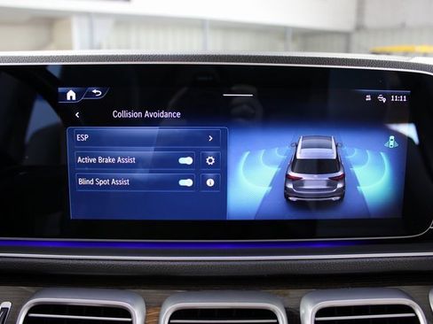 Used 2024 Mercedes-Benz GLE 450e 4MATIC w/ Warmth & Comfort Package image 26