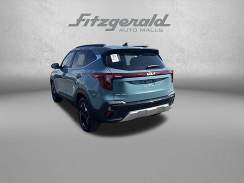 Used 2025 Kia Seltos EX image 5