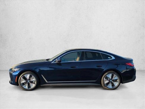 New 2026 BMW i4 eDrive40 w/ Premium Package RWD image 5