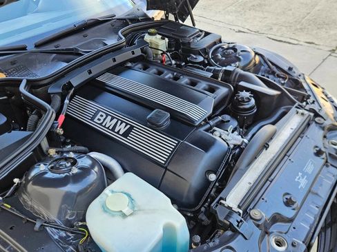 Used 2000 BMW Z3 2.5i image 39