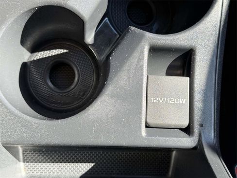 Used 2024 Subaru Impreza 2.0i Sport image 6