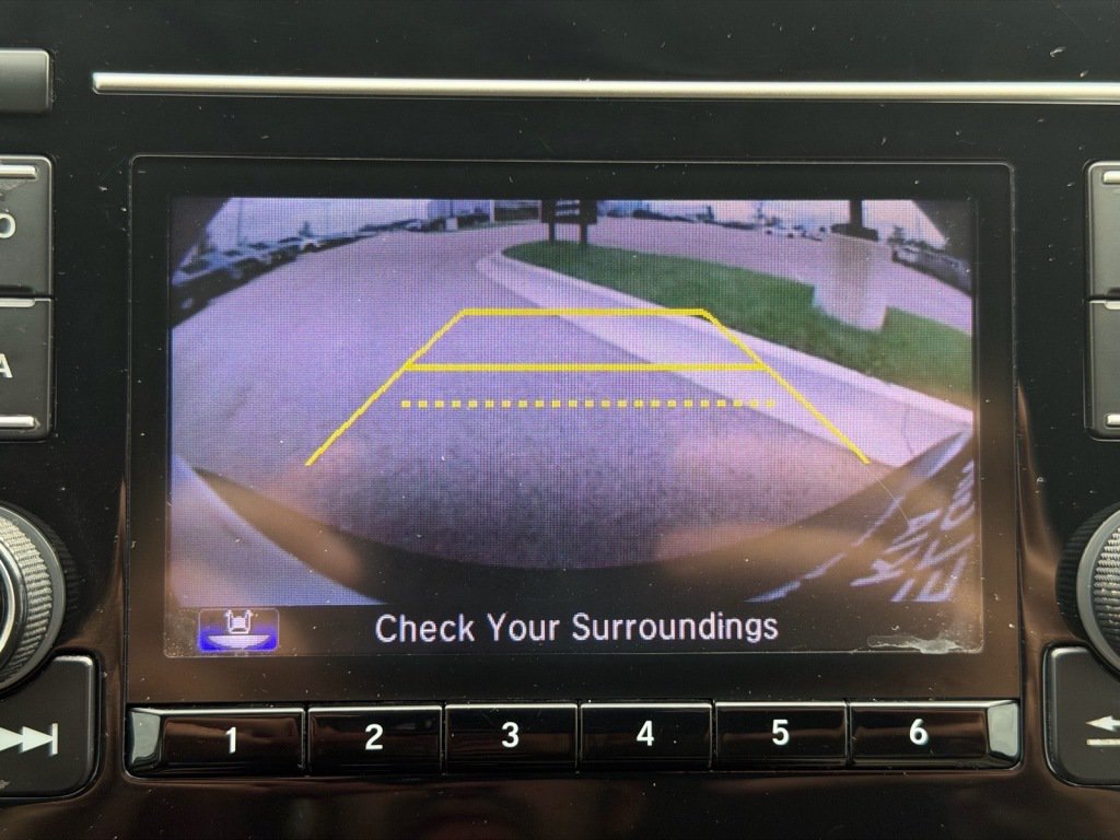 Used 2020 Honda CR-V LX image 14