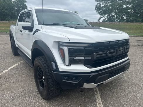 Certified 2024 Ford F150 Raptor AWD/4WD image 3