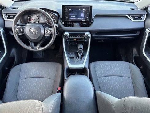 Used 2022 Toyota RAV4 XLE image 11