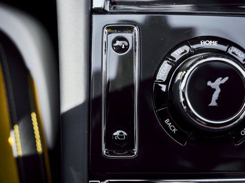 Used 2025 Rolls-Royce Spectre Black Badge image 57