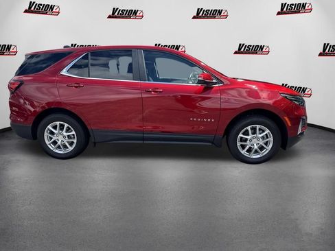 Used 2024 Chevrolet Equinox LT AWD/4WD image 4