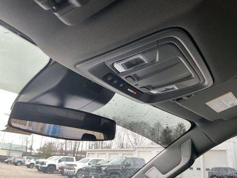 Certified 2023 Chevrolet Silverado 1500 RST w/ Redline Edition image 11