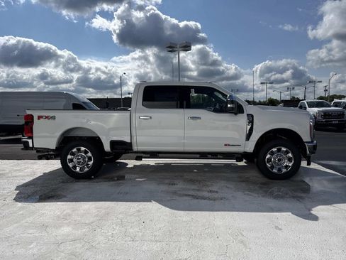 New 2026 Ford F350 Lariat w/ Lariat Premium Package AWD/4WD image 2