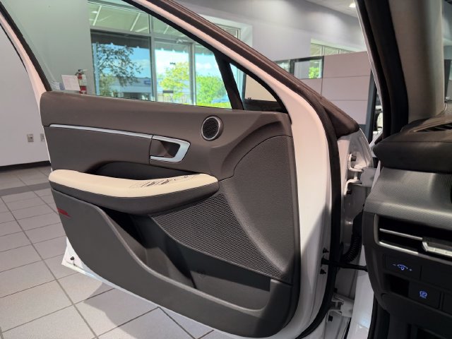Used 2025 Hyundai Sonata SEL FWD image 26