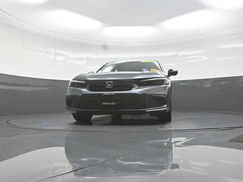 Used 2024 Honda Civic Sport image 10