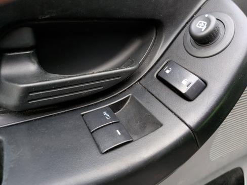 Used 2010 Ford Ranger XLT image 23