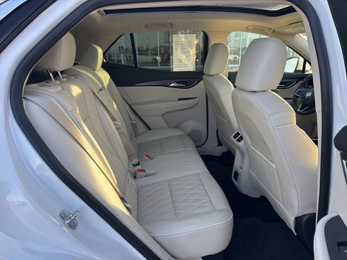 Used 2023 Buick Envision Avenir image 33