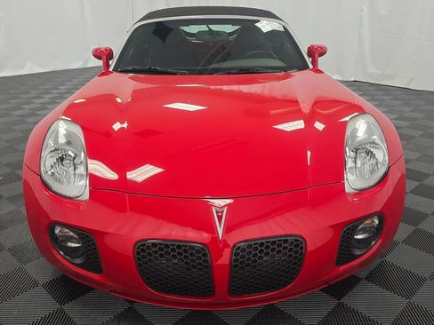 Used 2009 Pontiac Solstice GXP w/ Club Sport Package image 31