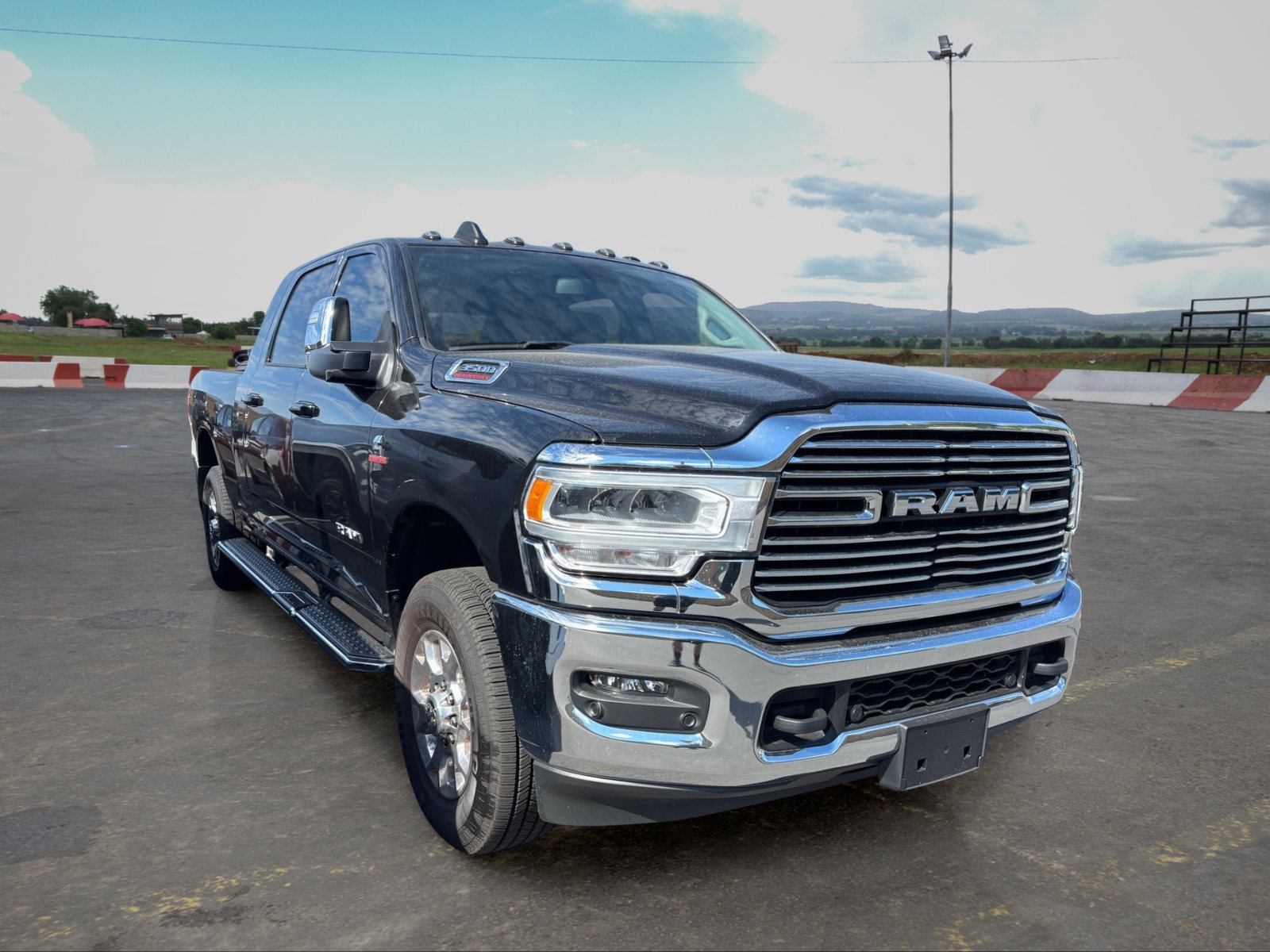 Used 2024 RAM 3500 Laramie w/ Bed Utility Group AWD/4WD image 2