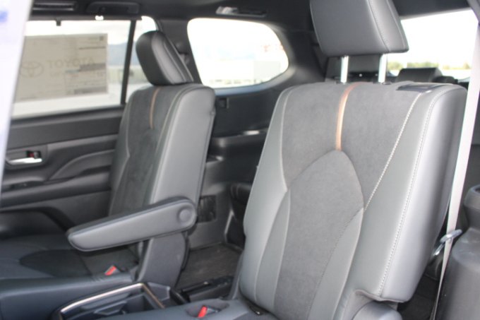 New 2026 Toyota Grand Highlander AWD Hybrid image 13