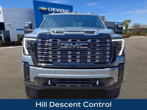 Used 2025 GMC Sierra 2500 Denali Ultimate AWD/4WD image 24