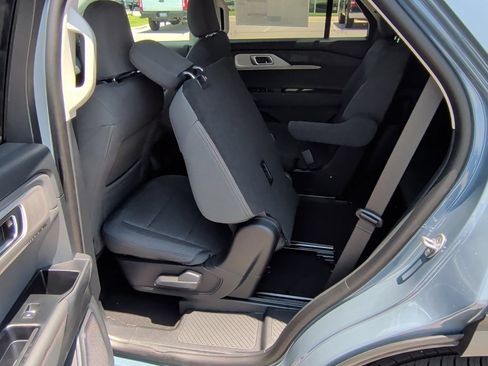 New 2026 Ford Explorer Active RWD image 35
