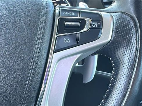 Used 2018 Mitsubishi Outlander SEL image 17