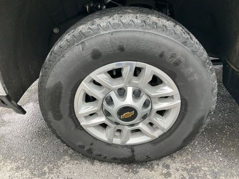 Certified 2025 Chevrolet Silverado 2500 LT w/ Safety Package image 10