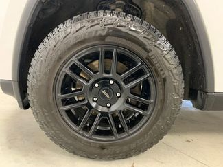 Used 2017 Jeep Grand Cherokee Limited AWD/4WD video 2