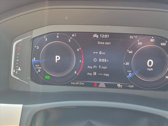 Used 2022 Volkswagen Atlas Cross Sport SE FWD image 11