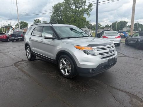Used 2013 Ford Explorer Limited AWD/4WD image 5