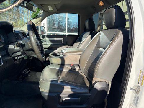 Used 2016 RAM 3500 Tradesman w/ Power & Remote Entry Group image 22