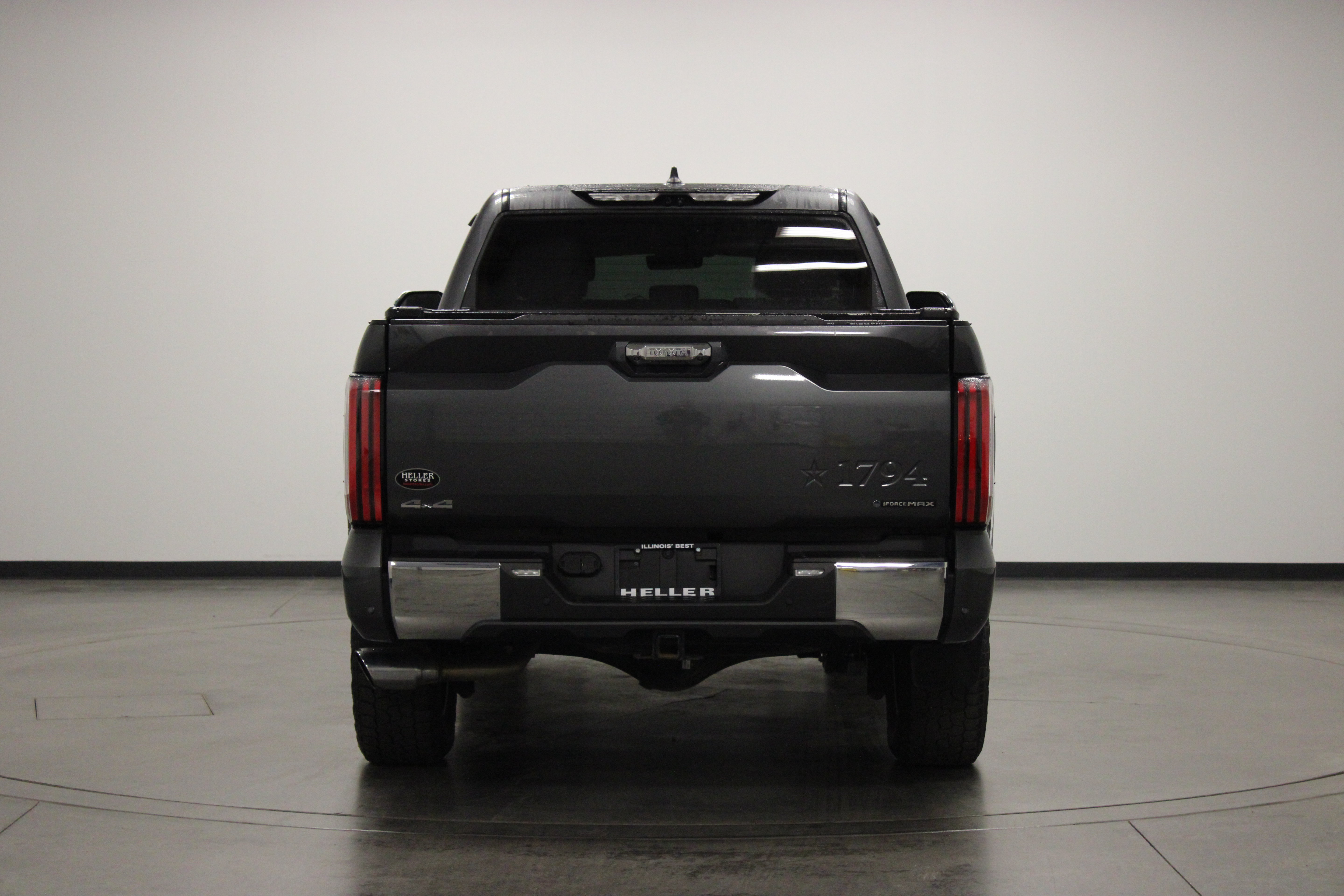 Used 2025 Toyota Tundra 1794 Edition w/ TRD Off-Road Package AWD/4WD image 7
