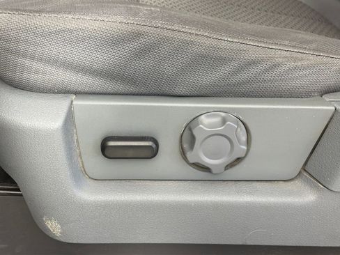 Used 2012 Ford F150 XLT w/ XLT Chrome Pkg image 24