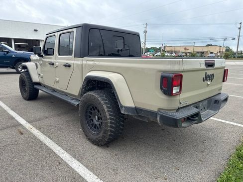Used 2020 Jeep Gladiator Sport w/ Quick Order Package 24S AWD/4WD image 3