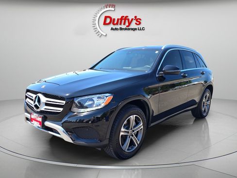 Used 2019 Mercedes-Benz GLC 300 4MATIC image 14