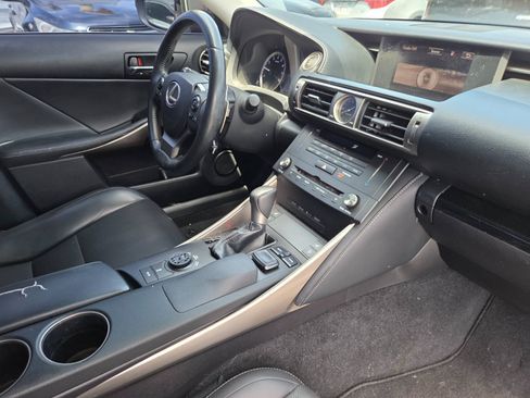 Used 2015 Lexus IS 250 w/ Navigation System Package RWD image 16