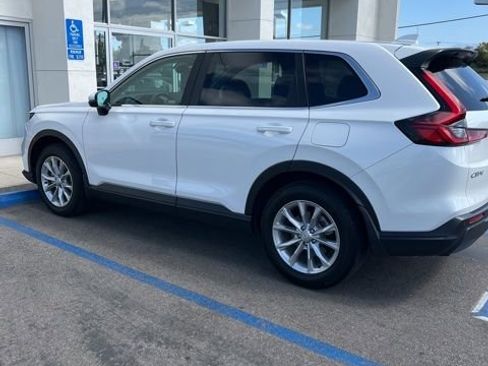 Used 2024 Honda CR-V EX-L image 2