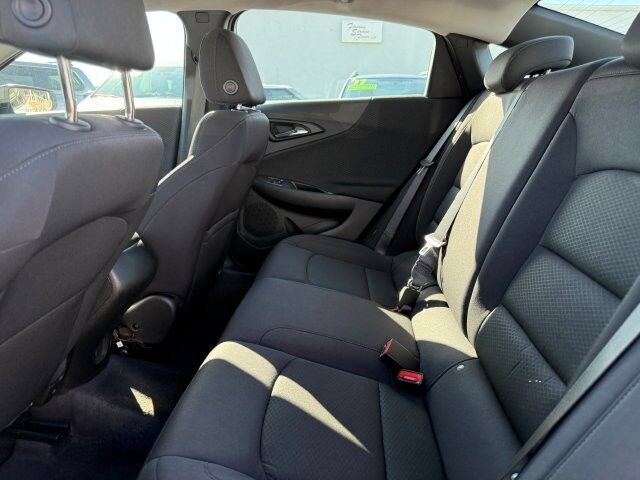 Used 2024 Chevrolet Malibu LS FWD image 13