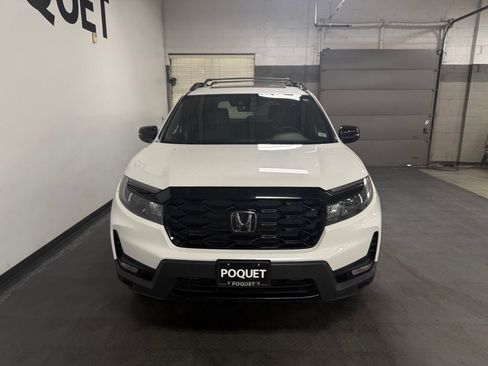 Used 2023 Honda Passport Elite image 3