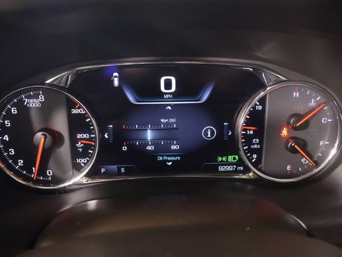 Used 2018 GMC Acadia Denali w/ Technology Package AWD/4WD image 4