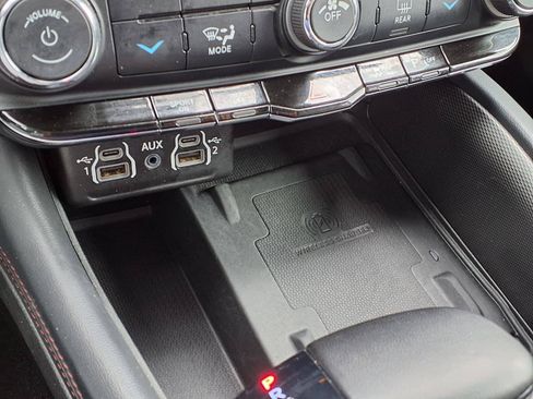 Used 2024 Dodge Durango R/T AWD/4WD image 16