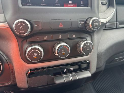 Used 2023 RAM 1500 Big Horn AWD/4WD image 28