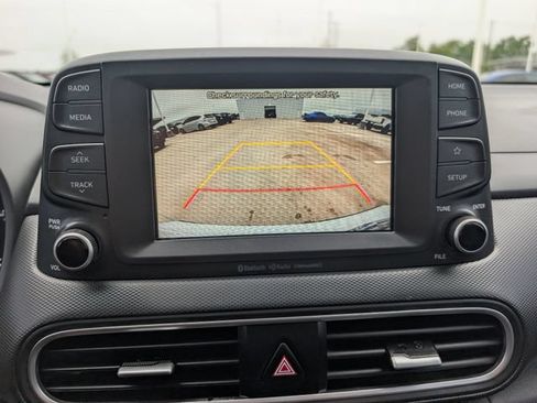 Used 2020 Hyundai Kona SEL FWD image 16