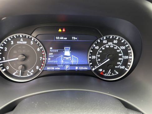 Used 2021 Nissan Armada SV AWD/4WD image 18