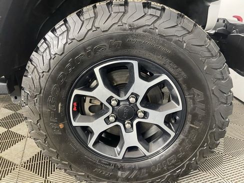 Used 2022 Jeep Wrangler Unlimited Rubicon image 23