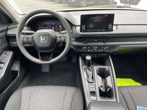 Certified 2023 Honda Accord LX image 13