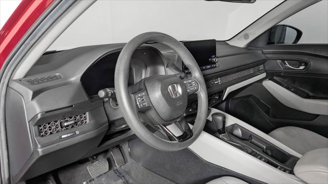 Used 2025 Honda Accord SE image 27