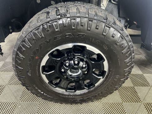 Used 2026 Ford F350 Platinum w/ Tremor Off-Road Package AWD/4WD image 33