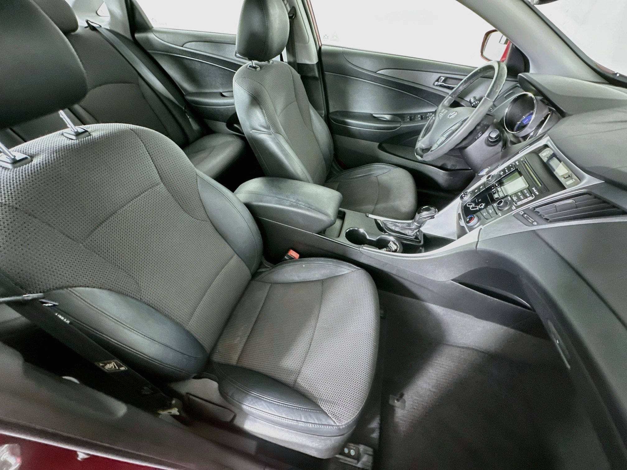 Used 2011 Hyundai Sonata SE FWD image 27