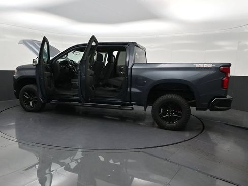 Used 2020 Chevrolet Silverado 1500 Custom Trail Boss w/ Custom Convenience Package AWD/4WD image 35