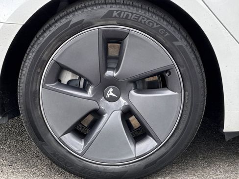 Used 2022 Tesla Model 3 Long Range image 11