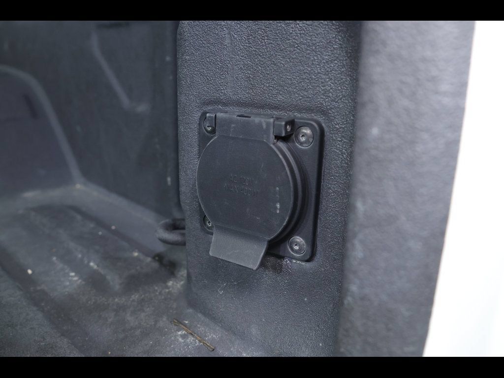 Used 2025 Chevrolet Silverado 2500 LT AWD/4WD image 13