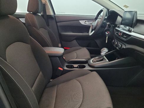 Used 2023 Kia Forte LXS w/ LXS Technology Package image 21