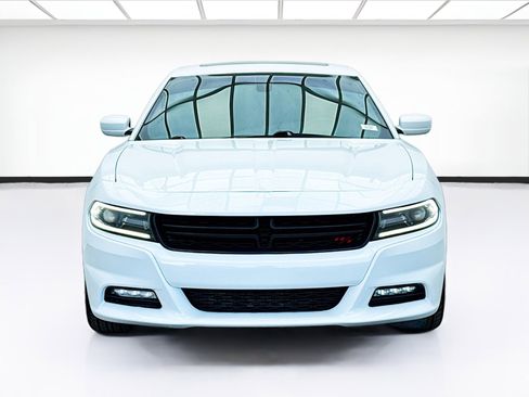 Used 2016 Dodge Charger R/T image 2